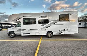 2026 Thor Coleman 28EZF with Camping Essentials