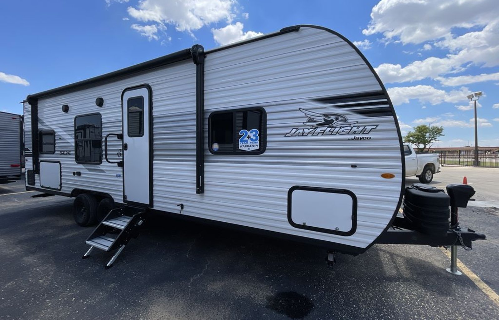 2026 Jayco Travel Trailer – Bunkhouse & Sleeps 7