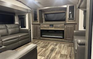 Scot and Alisa's Cougar Rental