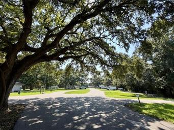 Davis Bayou Campground