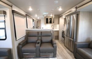 The Royal -  2021 Rockwood Signature Ultra