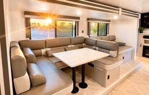 Wild S'more * 3-ROOM SUITE * Private Bunk Room *