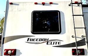 Bunk Floorplan Freedom Elite 30FE - Sleeps 8!