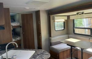 2018 Springdale 220BHWE RV rental photo 7