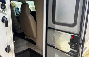 Thor Chateau 22E — Your Home on the Road Awaits!