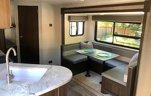 "Trixie" bunk bed, pet friendly & master bedroom