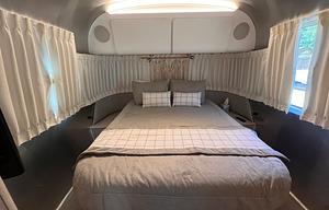 Airstream Globetrotter 27FB