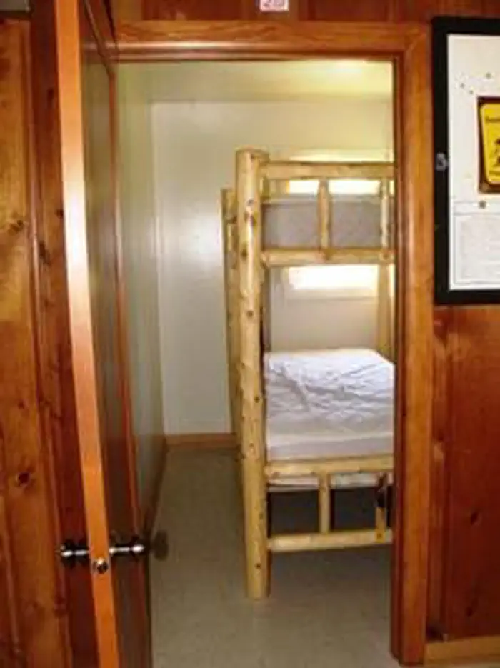 Deer Creek Guard Station Cabin