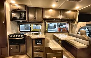 2020 Thor Motor Coach Chateau 26B