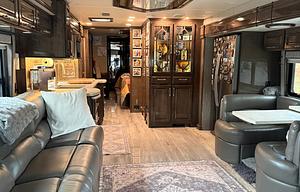 2021 Aspire 44B RV rental photo 4