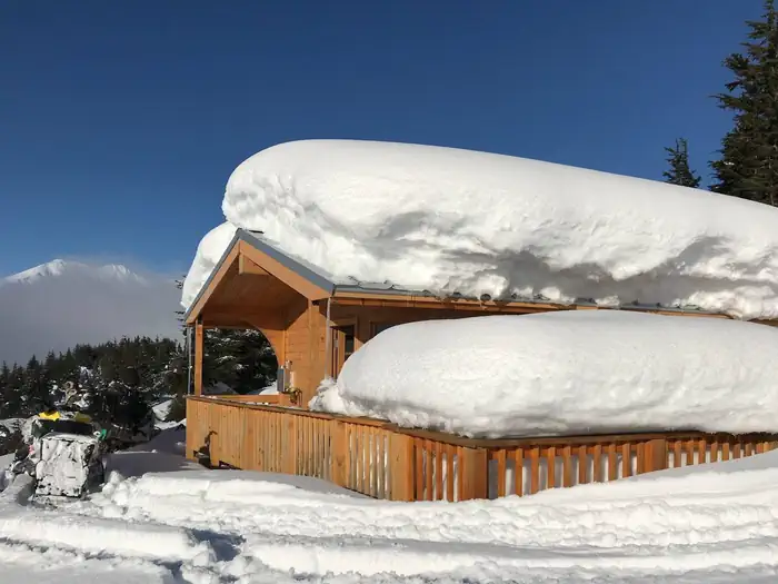 Spencer Bench Cabin