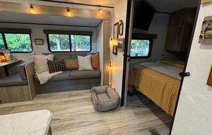Stress-Free 2025 Camper - FREE Delivery and Setup