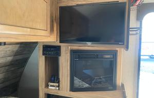 SKIP'N ROCKS PET FRIENDLY RV RENTAL