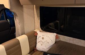 2015 Winnebago Trend 23B Close to EUG Airport