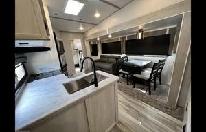 Family Bunkhouse RV w/ Starlink