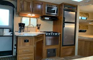 2016 27ft with bunk beds sleeps up to 8