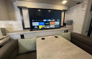 A-1 Alante Family Luxury RV - Endless Adventures!