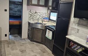 Spacious 2021 Coleman bunkhouse