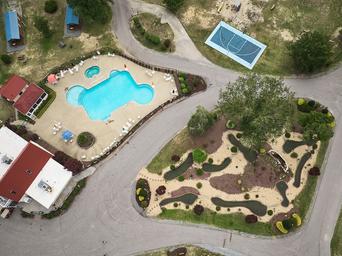 Fayetteville RV Resort & Cottages