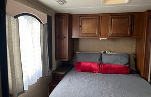 Fini’s Cozy Camper Rental