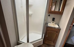 Beautifully Maintained Clean 2017 Keystone Camper