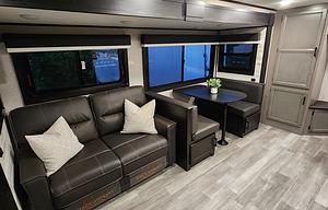 2022 Jayco Jay Feather 27BHB