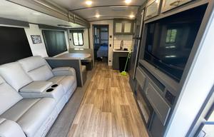 Meet "Lucy", 2022 Keystone Premier Ultralite