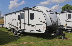 2022 CrossRoads RV Sunset Trail SS272BH RV rental photo 3