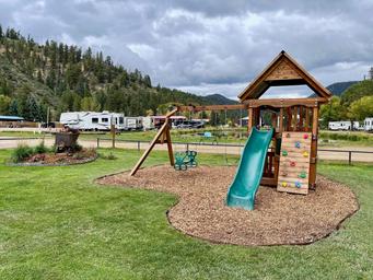 4K River Ranch