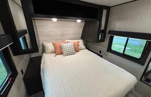 Jayco Jay Flight with Private Bunkroom T3