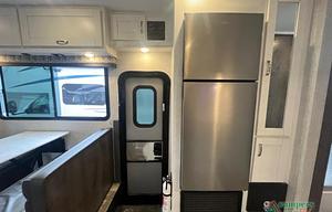 The Cozy Cottage on wheels! Glamping done right!