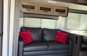 Beautiful 2020 Shadow Cruise travel trailer!