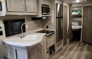 (DELIVERY ONLY) 2023 Catalina Coachmen