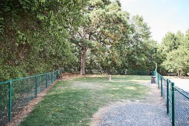 Raleigh Oaks RV Resort & Cottages