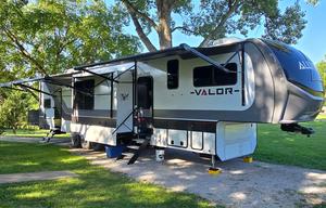 2025 Alliance RV Valor 44V14