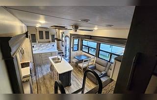 2022 Keystone RV Avalanche 390DS