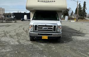 JUSTINE 2015 WINNEBAGO MINNIE WINNIE 31-H
