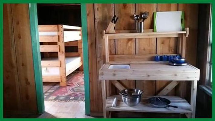 01, Loop: JUMPUP CABIN