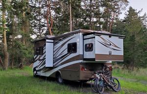 2017 Tiffin Motorhomes Wayfarer 24 QW