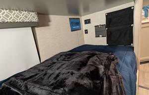 The Adventure Wagon! Family/Pet Friendly Sleeps 8