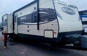 2018 Prime Time RV Avenger 32BIT
