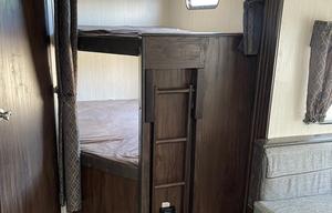2019 Cherokee Forest River. Sleeps 10!