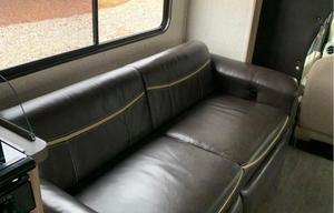 2018 Le 3251DS RV rental photo 8