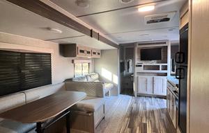 2020 Coachmen RV Freedom Express Select 31SE