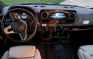 Beautiful, easy to drive escape-mobile.