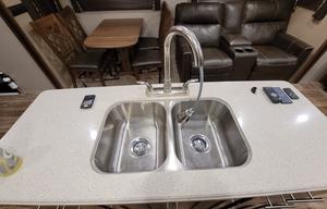 2018 CrossRoads **TWO BEDROOMS!!!**