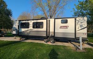 2021 Dutchmen RV Coleman Lantern Series 334BH RV rental photo 22