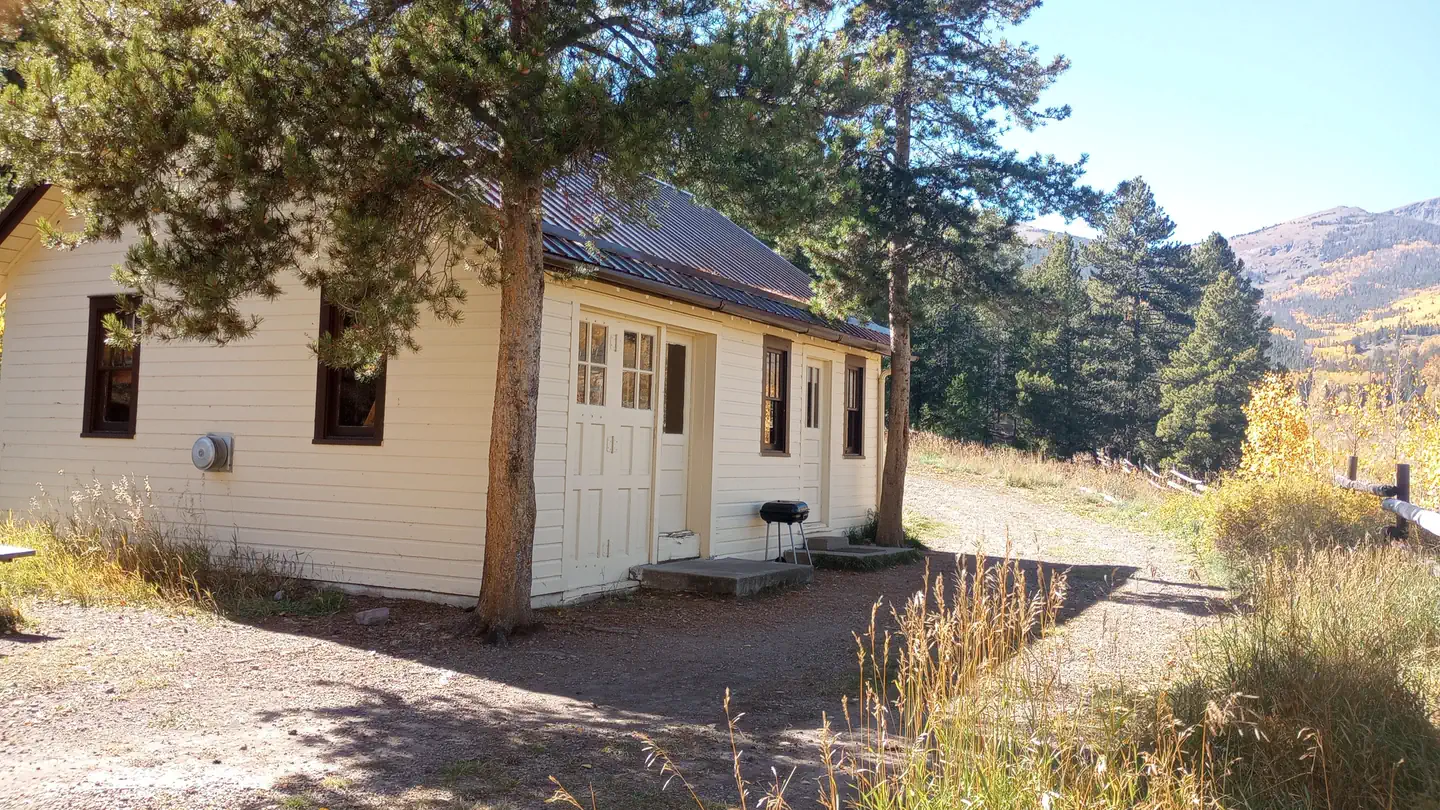 Brewery Creek Guard Station