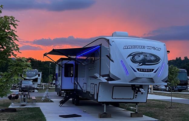 2022 Forest River RV Cherokee Arctic Wolf Suite 3660