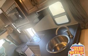 2018 Thor Motor Coach Majestic 23A